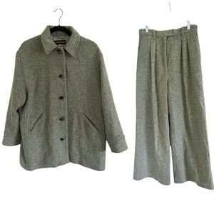 AlexaChung Sage Green Mélange Wool Blend Jacket and Pants US 6